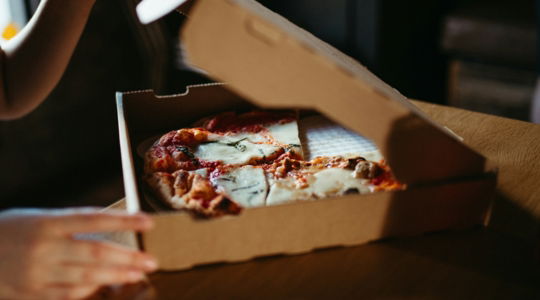 caixas e embalagens de papel e papelão para pizzas, esfihas, salgados e food delivery